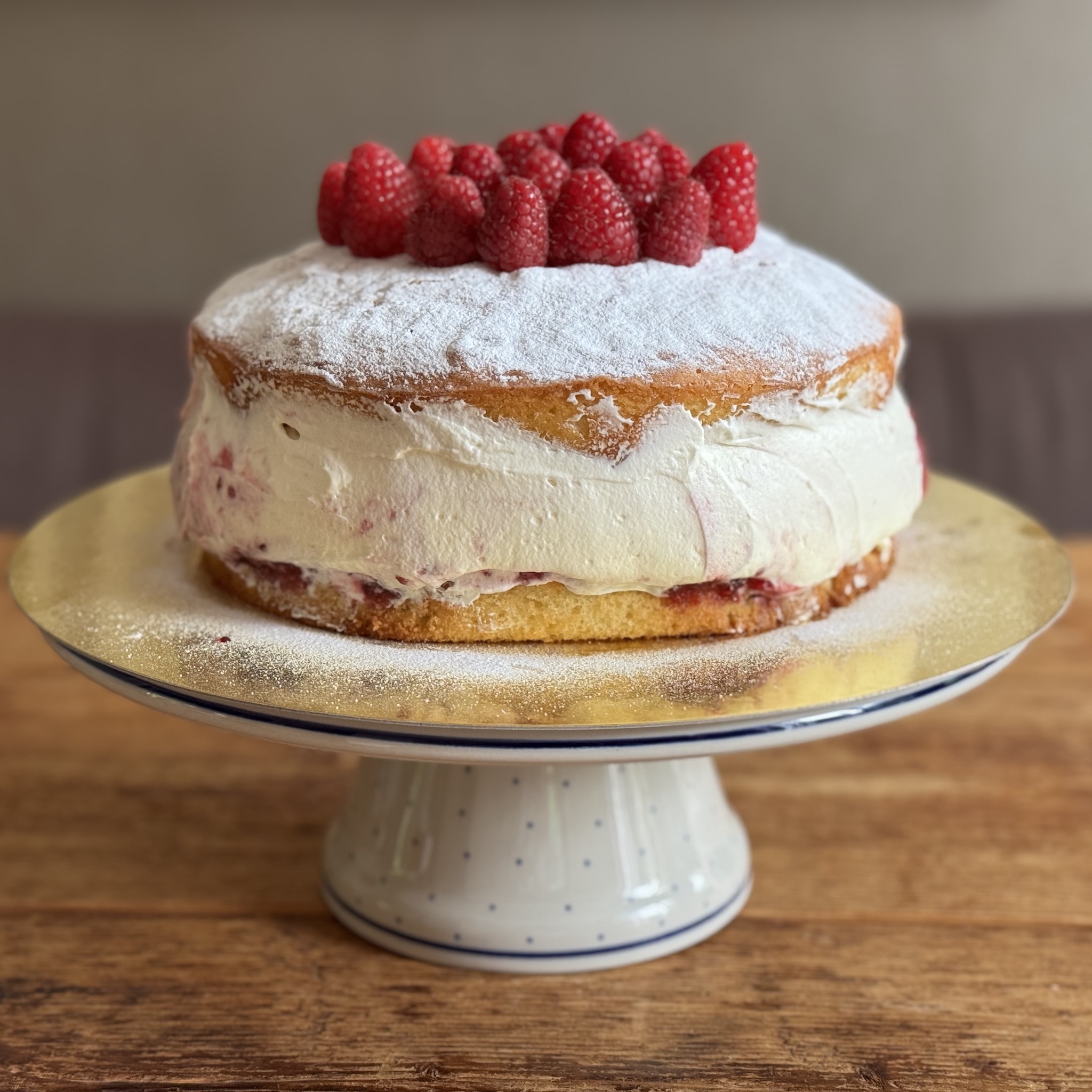 Victoria sponge cake