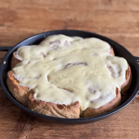 Lemon Curd Rolls Pan