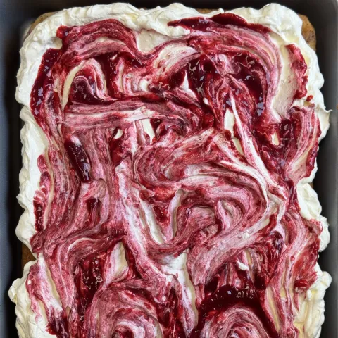 Frambozen traybake boven