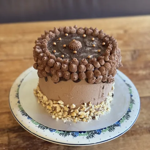 Hazelnoot melk chocolade taart