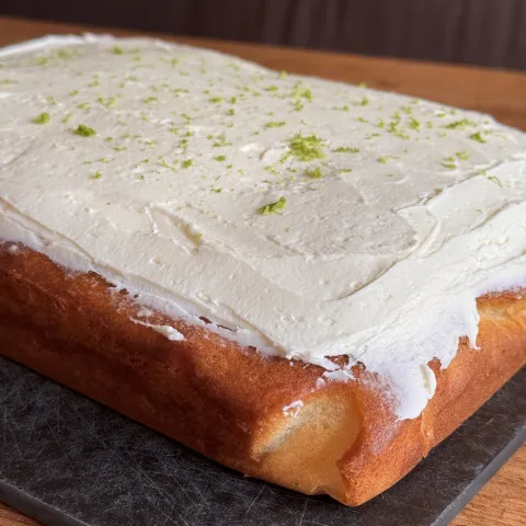Gin en Tonic cake zijkant